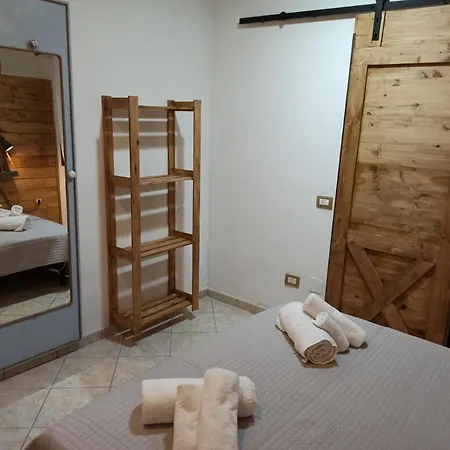 La Casetta Nel Centro 卡利亚里